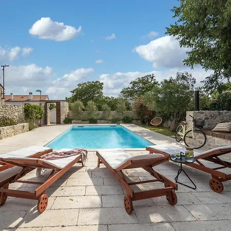Bandela Holiday home
